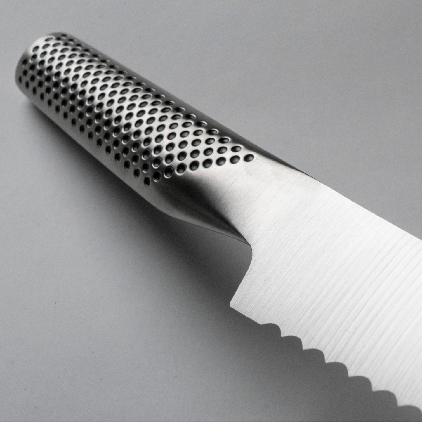 Global G-9 Bread Knife 22cm