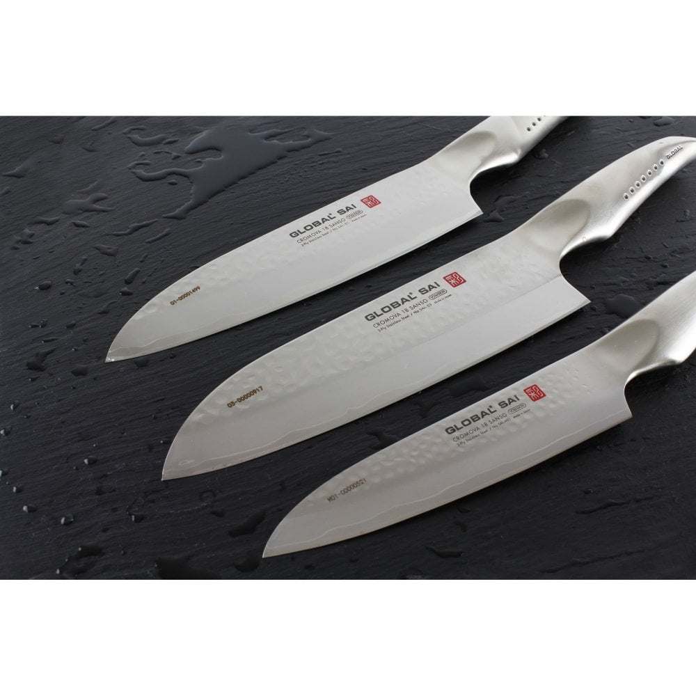 Global SAI-03 Santoku Knife 19cm